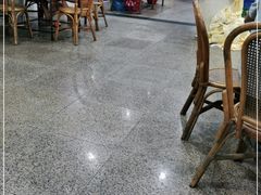 大堂-标记美食新鲜猪杂(兴南大道店)