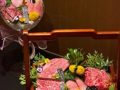 -山川小町·极番烧肉(新地假日广场店)