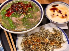 -云阿蛮云南生烫牛肉米线(奉贤路店)