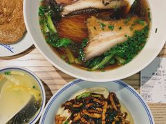 焖肉-君东记本帮面馆(天钥桥路店)