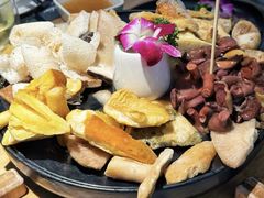 -一朵菌·野生菌探索家火锅(南亚店)