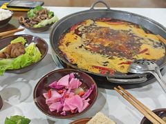 -重庆故事姊妹老火锅(财经学院店)