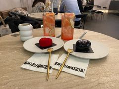 -玲婧胡同·生日蛋糕·餐厅(嘉里城店)