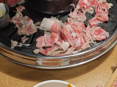 -江南猪肉商会无限续吃(弘大店)