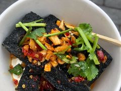 -黑色经典臭豆腐·湖南特产(坡子街店)