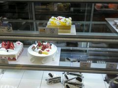 -巴黎贝甜(大宁国际商业广场店)