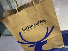 -瑞幸咖啡(凯德埃德蒙顿路店)