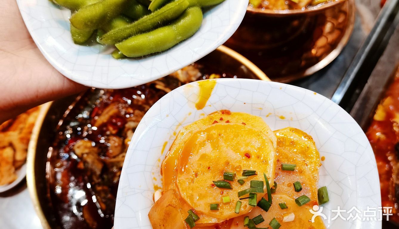 炭锅牛蛙美味的让人“呱呱叫”🥰