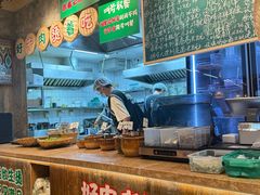 -云阿蛮云南生烫牛肉米线(奉贤路店)