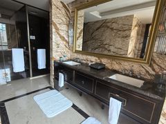 -汕头龙光喜来登酒店