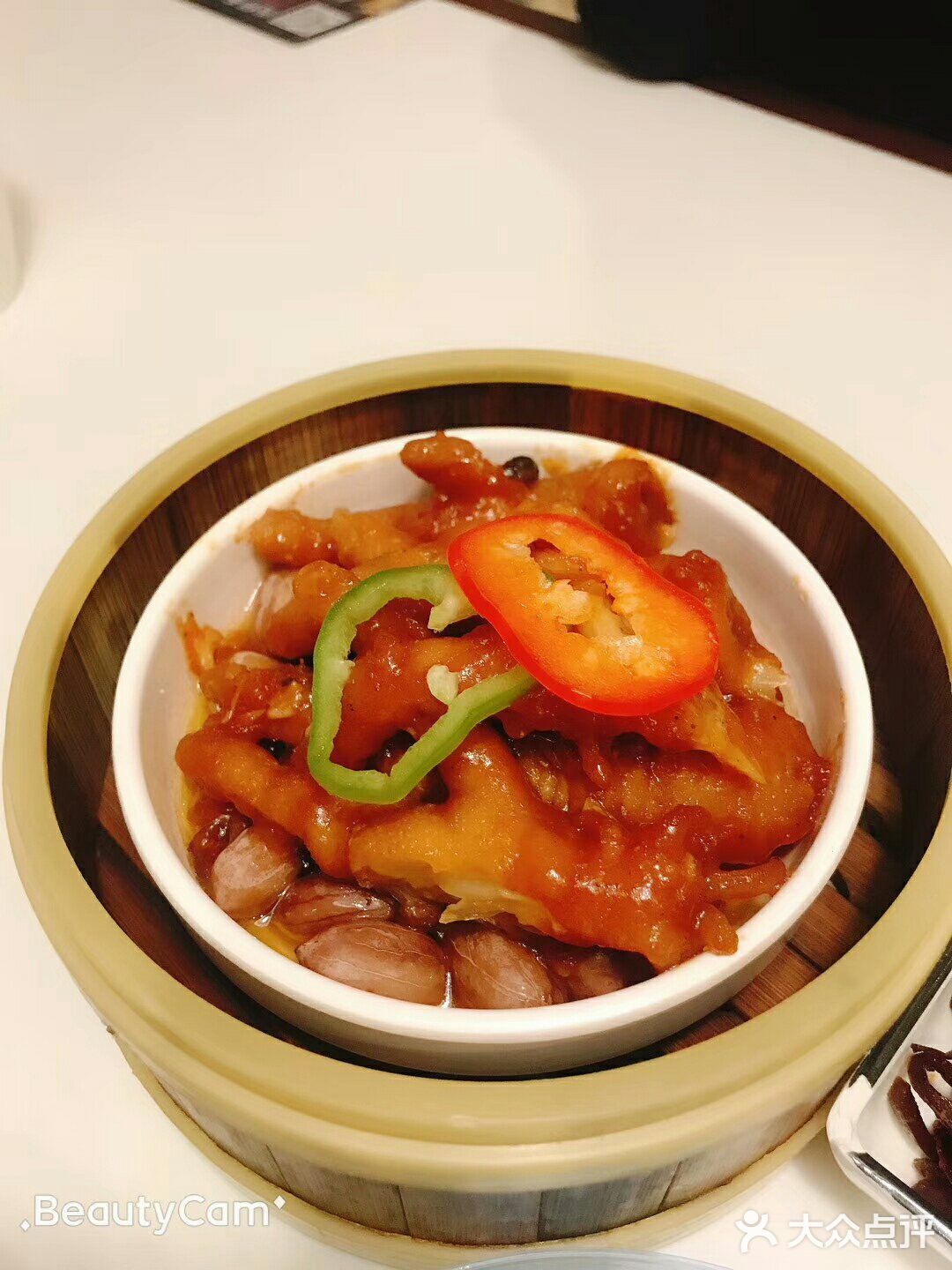 味道很浓，很香，妹妹喜欢，还点了最爱的凤爪，必点呀