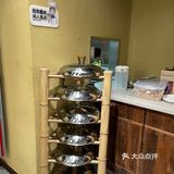 锅来乐地锅鸡：特色餐馆大揭秘