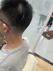 -首脑美发沙龙