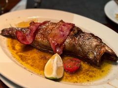 400°C炙烤鲈鱼配意式刺山柑黄油汁-食间牛排(湖西路店)