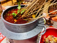 -小董哥烤串·爆汁大油边(故宫店)