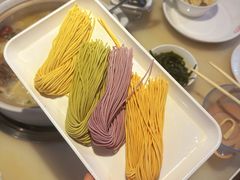 特色手工面-小骨煲金华砂锅(转塘金街美地店)