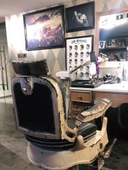 -Libertines barbershop 浪子理发店