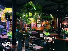 大堂-临界音乐酒馆·小龙虾·江湖菜(华熙LIVE·鱼洞店)