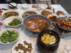 -独一佳老胡湘菜馆(矿山路店)