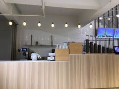 -顶东面包花园·生日蛋糕(世博店)