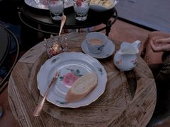 -Me Coffee下午茶艺术空间