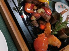 -蜜桃花开·中西融合菜E&W(南长街店)