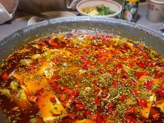 -吃城都·鱼蛙火锅(西玉龙街店)