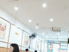 -爱民螺蛳粉(梧州国泰广场店)