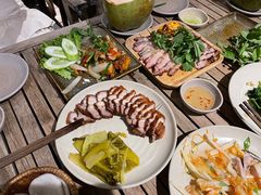 -Cau Go Vietnamese Cuisine