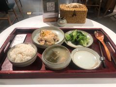 知养定食-山食间·中式营养轻餐(保利时光里店)
