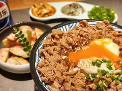 谷饲牛寿喜烧肉饭-沼津港精致料理·寿喜烧·烧鸟(龙湖南桥天街日料榜单店)