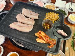 -Dombe豚(黑猪肉街店)