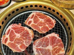 -蚂蚁洞·烤肉大营地(上海静安大悦城店)