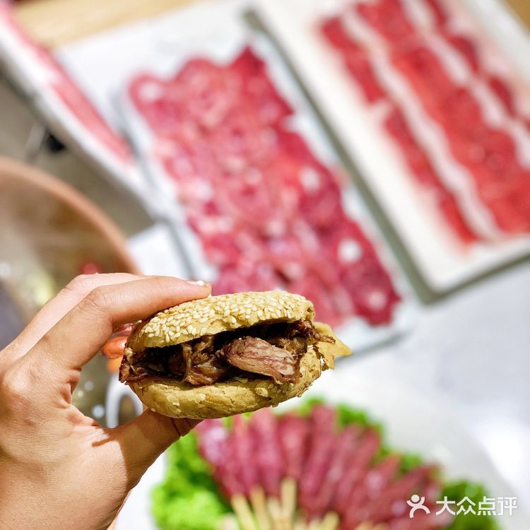 打卡超美味的铜锅涮肉!大口吃肉的幸福~