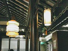 -绿茶餐厅(财富购物中心店)