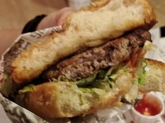 -The Habit Burger Grill 哈比特汉堡(世博店)