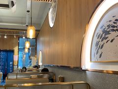 大堂-围炉肉舍•炭烤活鳗•丹东海鲜烤肉(步行街店)