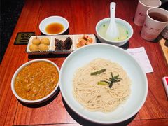 -裕兴记•蟹黄面馆(人民广场店)