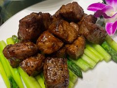 -湖庭壹品鸭王·传统北京烤鸭·别墅私房菜·庭院宵夜(江宁店)