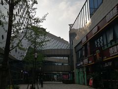 -杭州滨江宝龙城