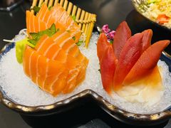 -山川小町·极番烧肉(新地假日广场店)