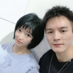 -I+造型烫发染发