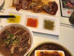 -新大咀港式茶餐厅(宝山万达店)