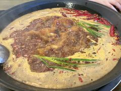 -黄潇洒老火锅(九眼桥宏济巷店)