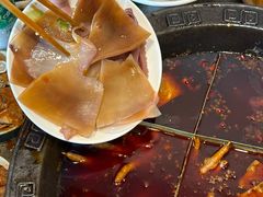 -渝嘴小老弟老火锅(华新村店)