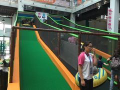 -蒙特利亲子乐园