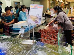 水产区-盒马鲜生(悠方店)