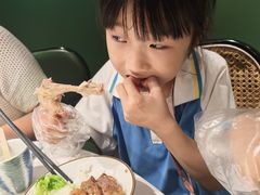 -费大厨辣椒炒肉(高铁吾悦广场店)