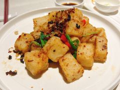 -煲王粤菜餐厅(中侨中心店)