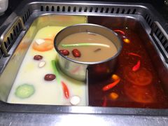 番茄辣锅底-巴奴毛肚火锅(六天地店)